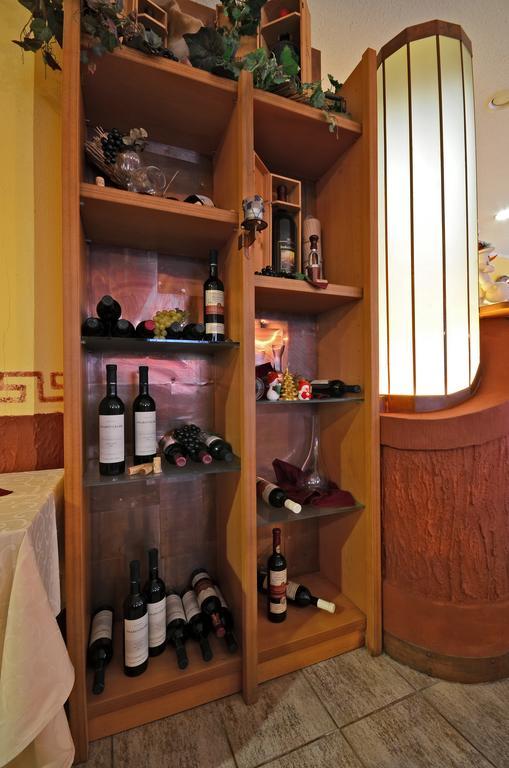 Penzion Fantasy - Restaurant Lipnik nad Becvou Exterior photo
